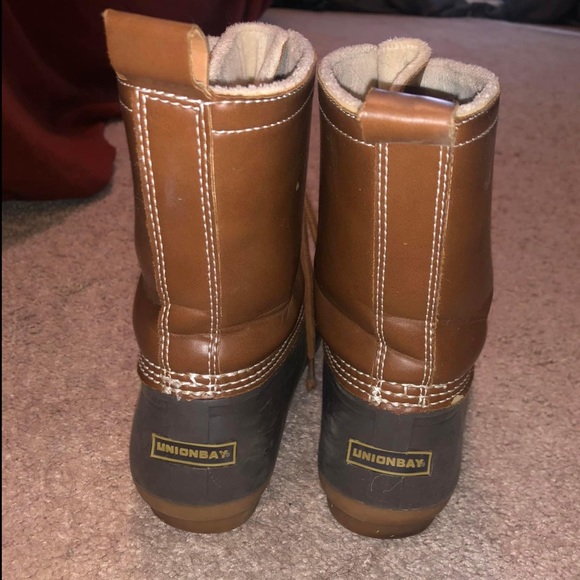 Duck Boots - Picture 3 of 3